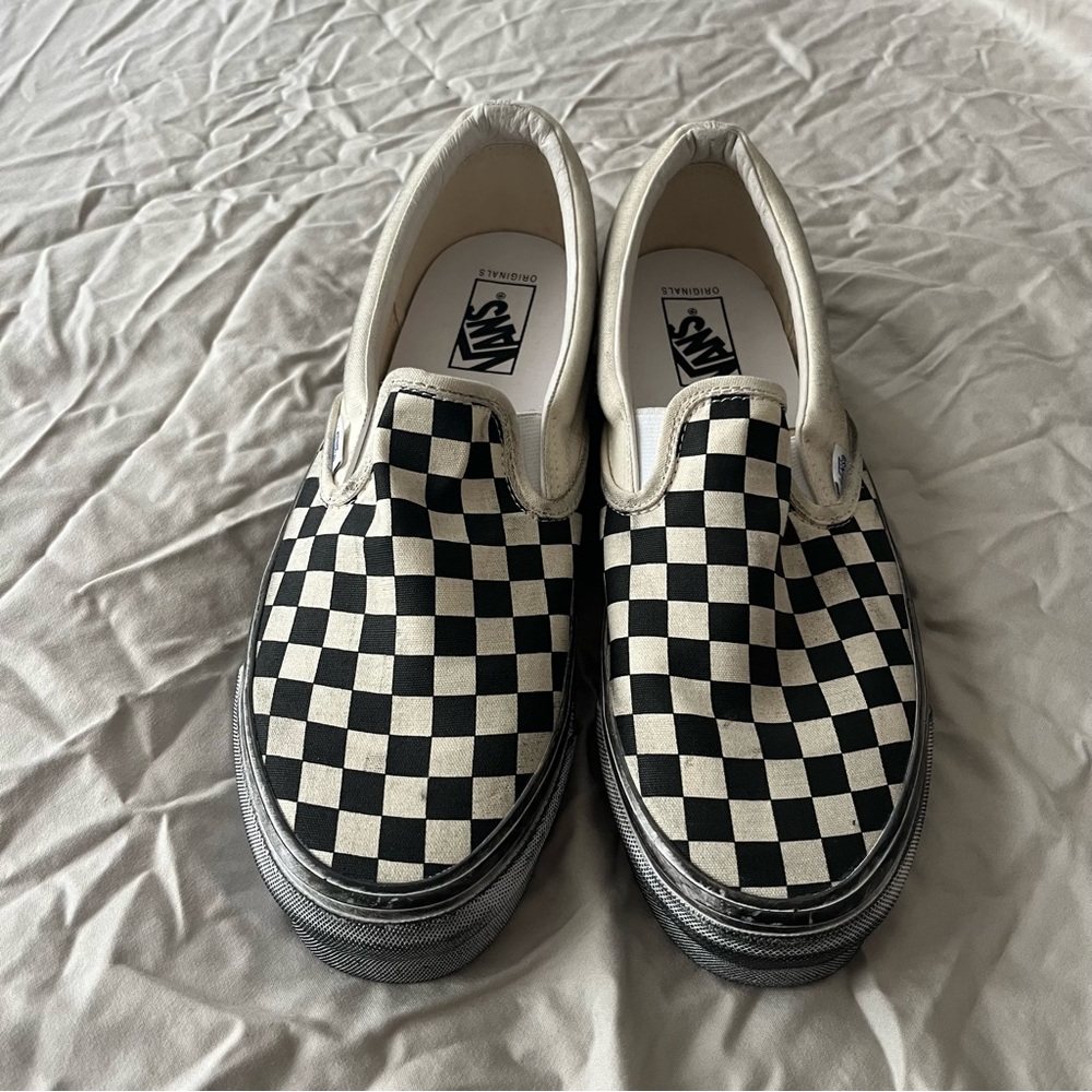 Brand new Vans overdyed slip ons. Size 11